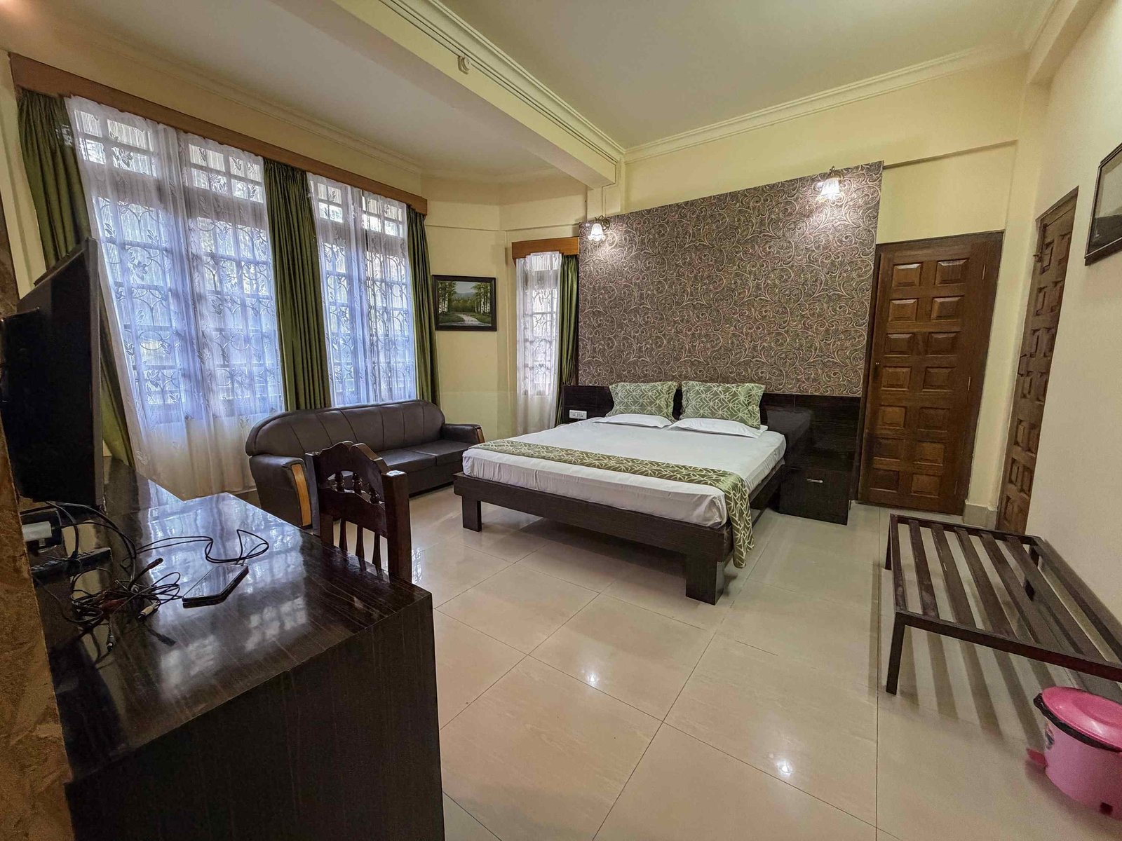 Deluxe King Room